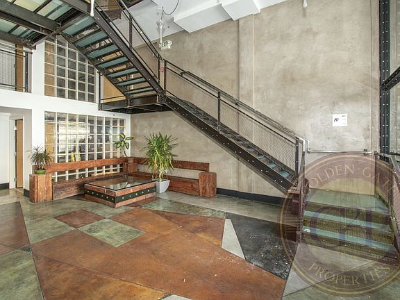 5th image of 1233 Howard St APT 2B