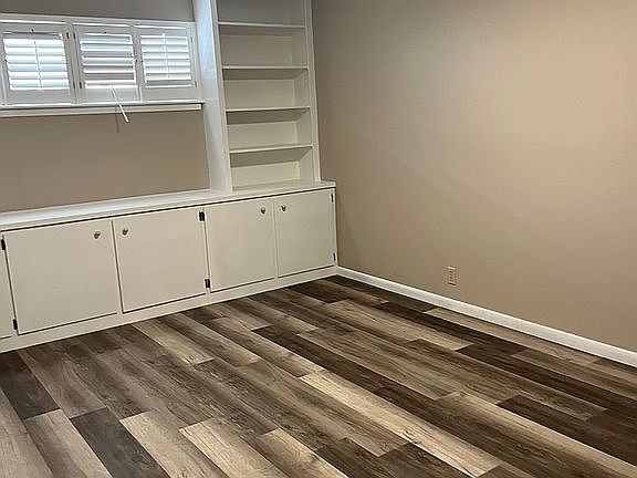 3rd image of 518 Dickens Dr