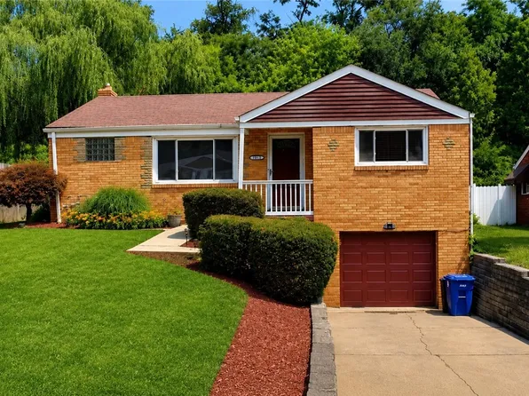 1035 Sanda Dr, Pittsburgh, PA 15227