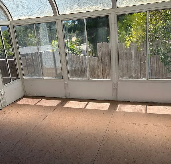 399 Jaycee Dr — Photo 6