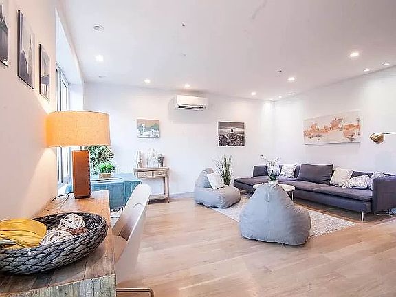 2nd image of 760 Bergen St #3L
