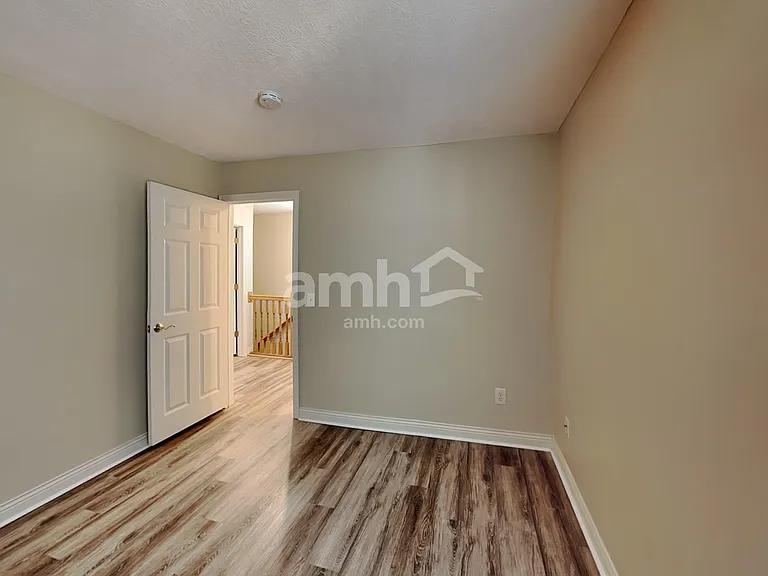 6213 Womersley Dr — Photo 14