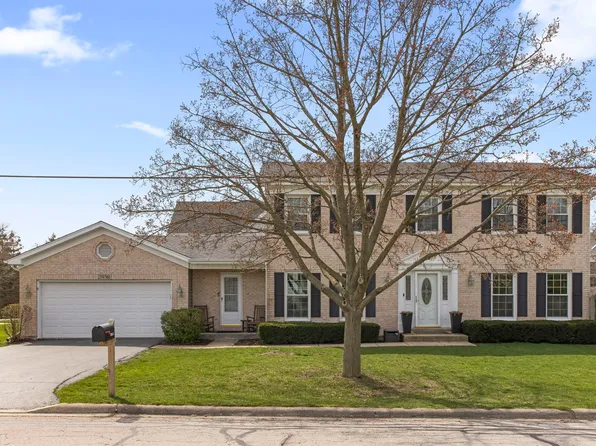 25W561 Jerome Ave, Wheaton, IL 60187
