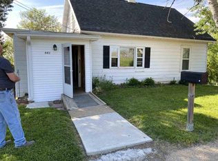 980 N West St, Galena, IL 61036