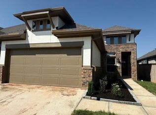 1040 Shoal Creek Trl, Conroe, TX 77304