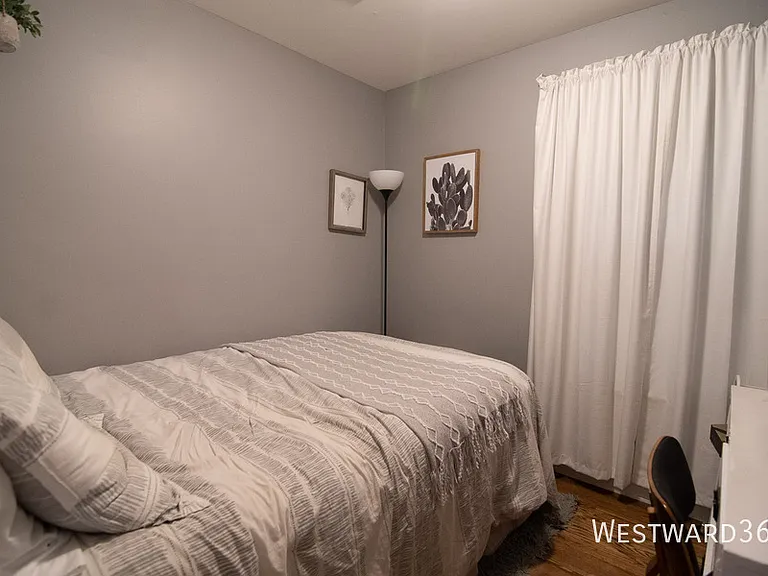 2733 N Wayne Ave #2 — Photo 15