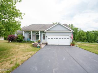 23 Yorktown Ln, Stillwater, NY 12170