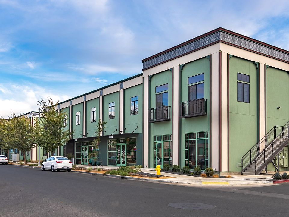 Building Photo 5