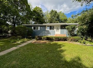 4025 Fieldview Ave, West Bloomfield, MI 48324