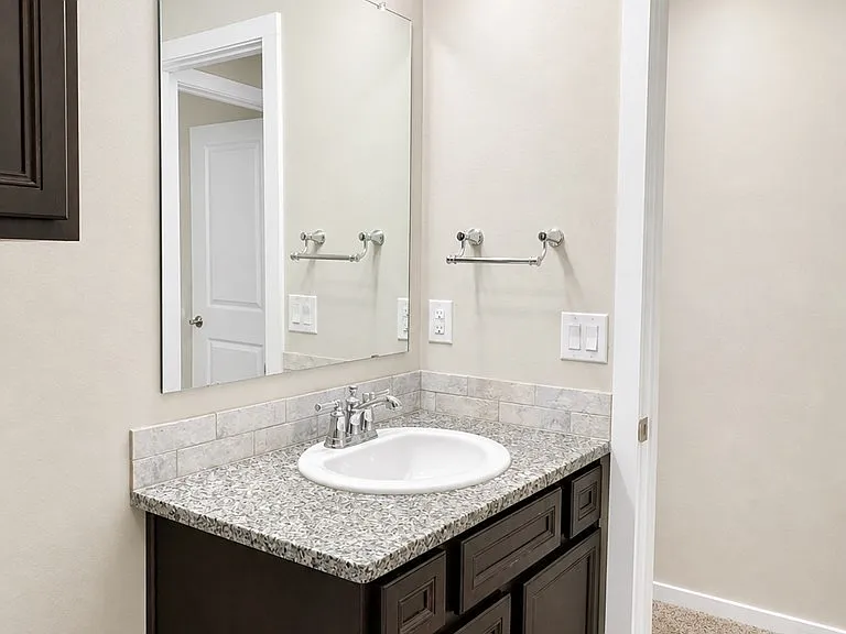 1212 Ash St — Photo 45