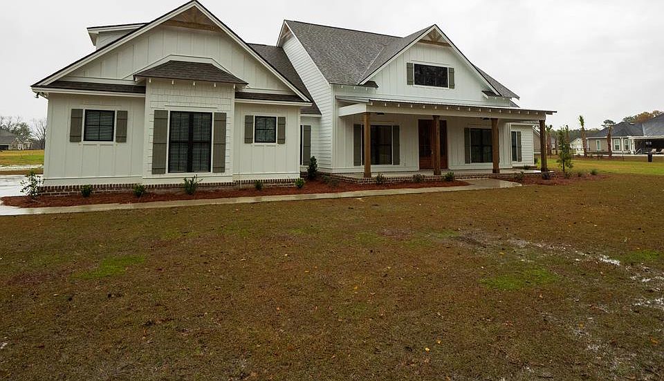 1st image of 320 Walton Way Dr