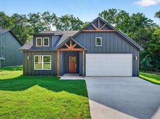 2520 S Scullin Ave, Denison, TX 75020
