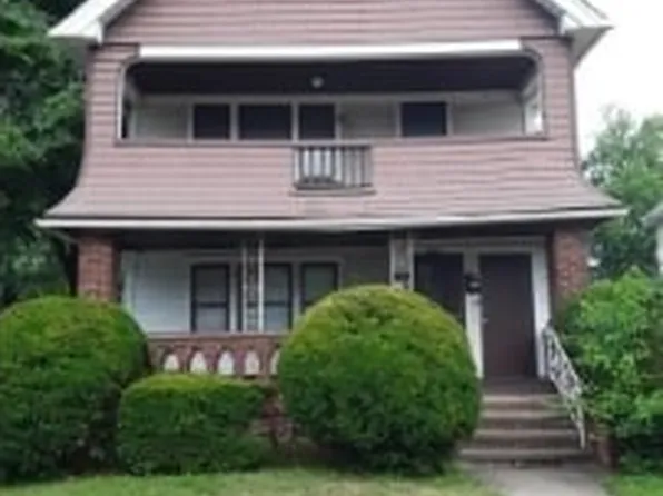 15819 Parkgrove Ave, Cleveland, OH 44110