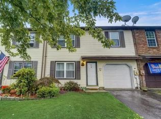 61 Lenape Trl, Washington, NJ 07882