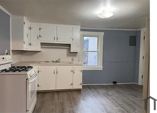 15 Portland St #2REAR — Photo 7