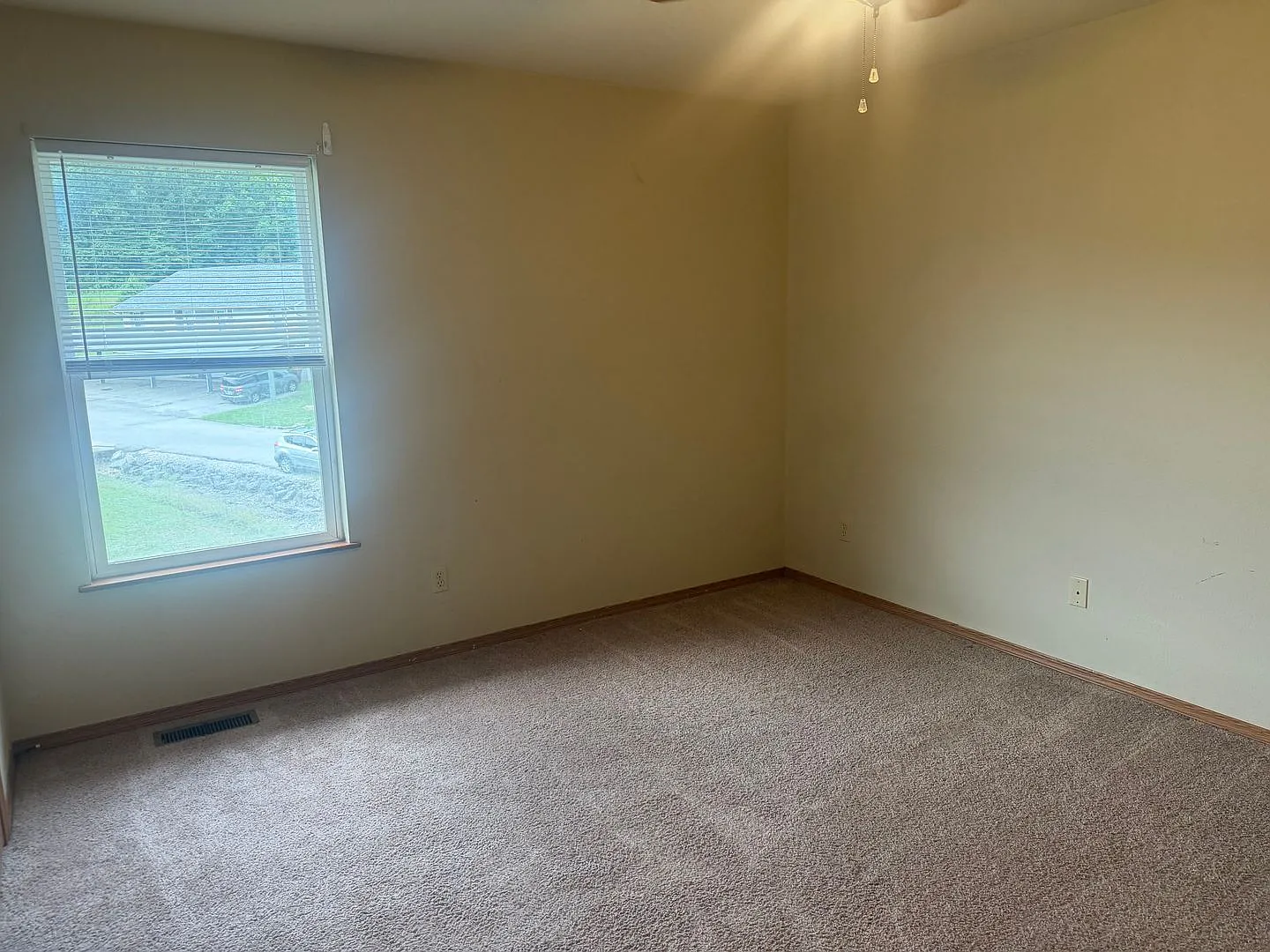 20304 Skyview — Photo 4