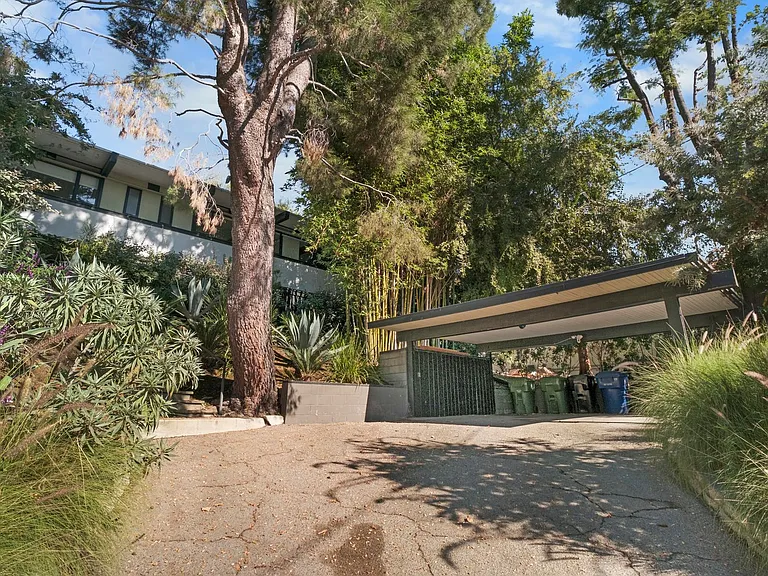 7987 Woodrow Wilson Dr — Photo 43