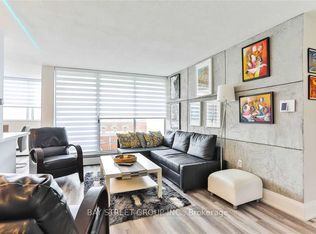 530 Lolita Gdns #1201, Mississauga, ON L5A 3T2