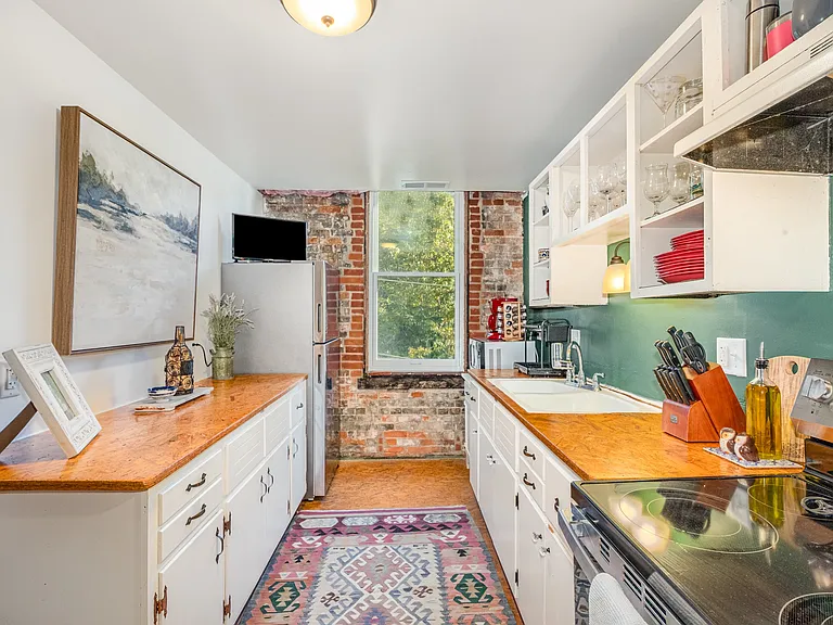 213 Mulberry St #3 — Photo 6