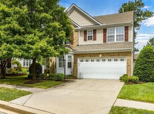 1214 Providence Knoll Dr, North Chesterfield, VA 23236