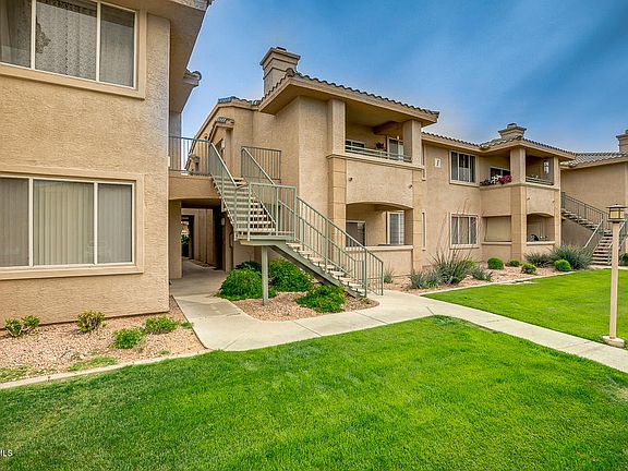 3rd image of 16013 S Desert Foothills Pkwy APT 1006