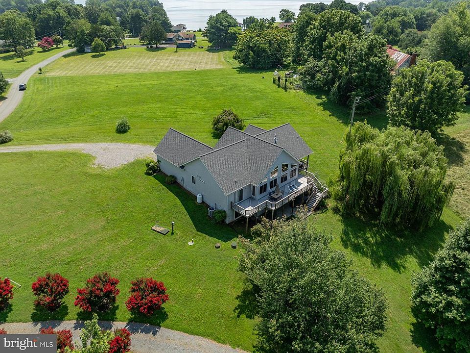1st image of 125 Lake Ct