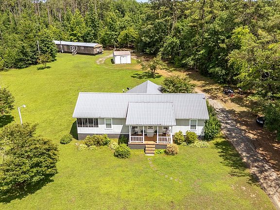 2nd image of 1640 Lick Creek Rd