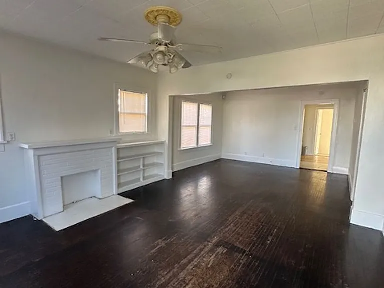 881 Ross Ave — Photo 5