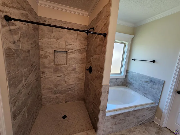 502 Charlestown Way — Photo 35