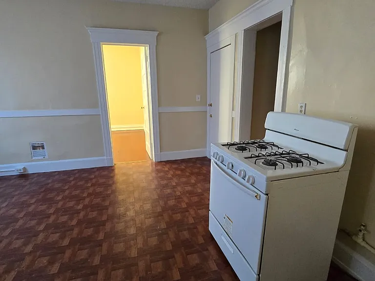 52 Dickerman St #3LL — Photo 10