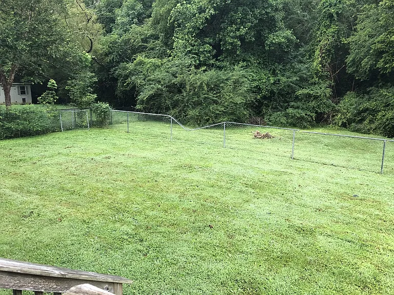 514 Fisk Rd — Photo 9