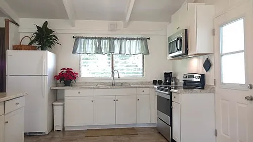 174 Lahaina St Photo 1