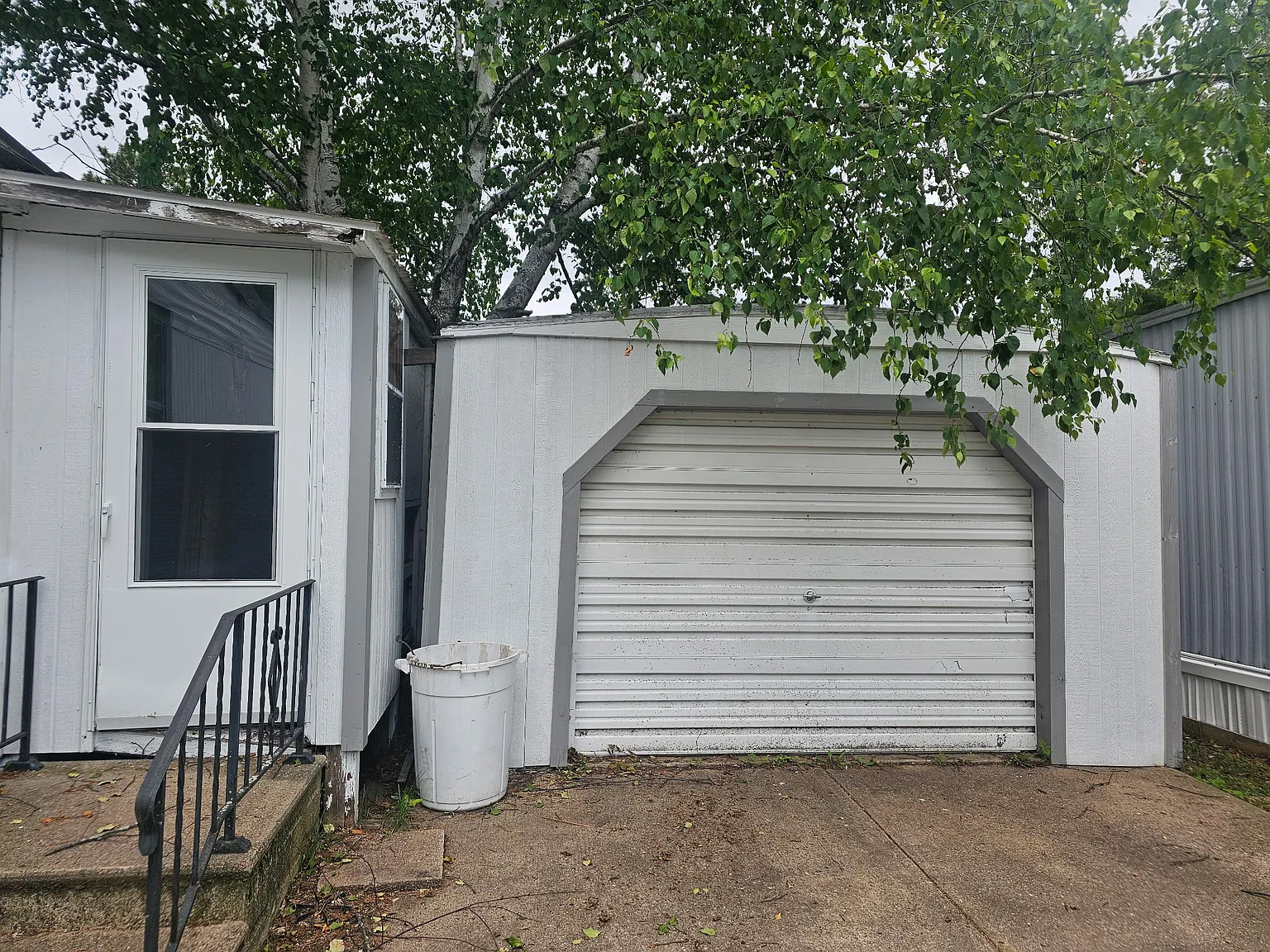3 bed, 1.5 bath, 1000 sqft, $1,250 — Photo 3