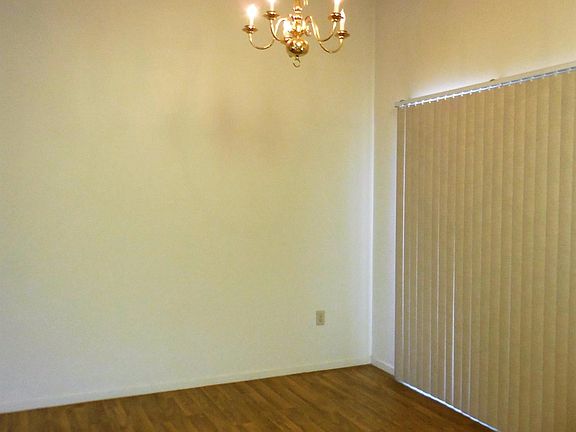 5th image of 2446 Dry Creek Way