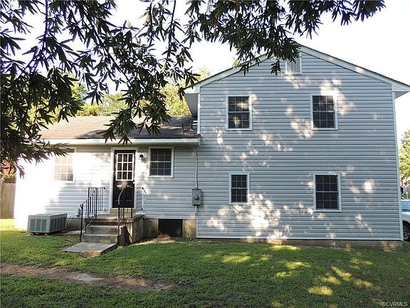 3rd image of 1906 Stewart Ave