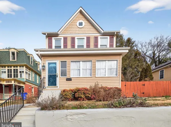 709 E Potomac St, Brunswick, MD 21716