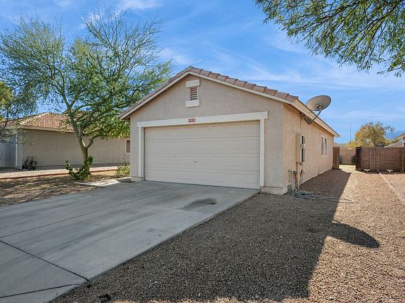 3rd image of 11545 E Contessa St