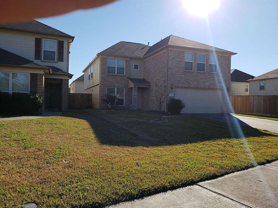 2nd image of 15810 Sheldon Ridge Way