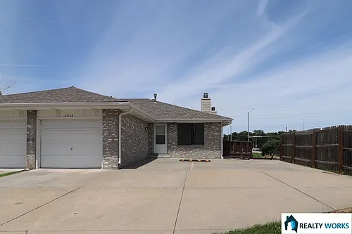 3920 Sweetbriar Ln Photo 1