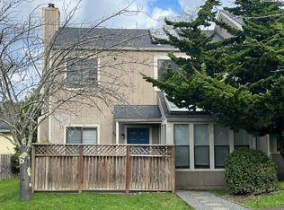 666 Hidden Creek Rd, Arcata, CA 95521