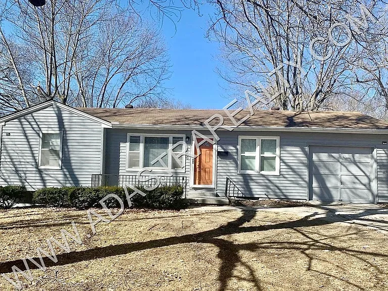 6200 Northern Ave — Photo 1
