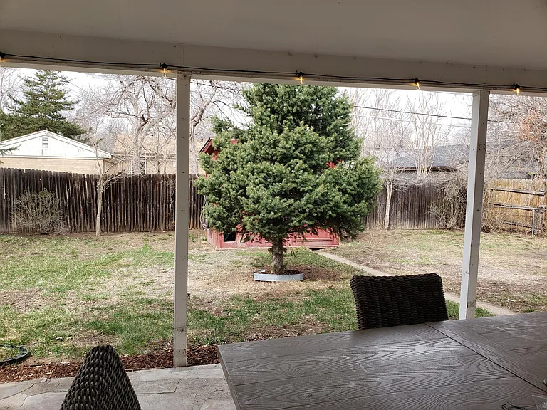 1345 Troy St — Photo 16