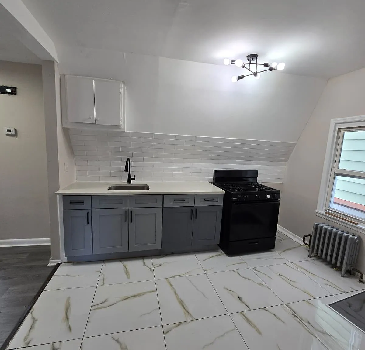 2 bed, $1,700 — Photo 1