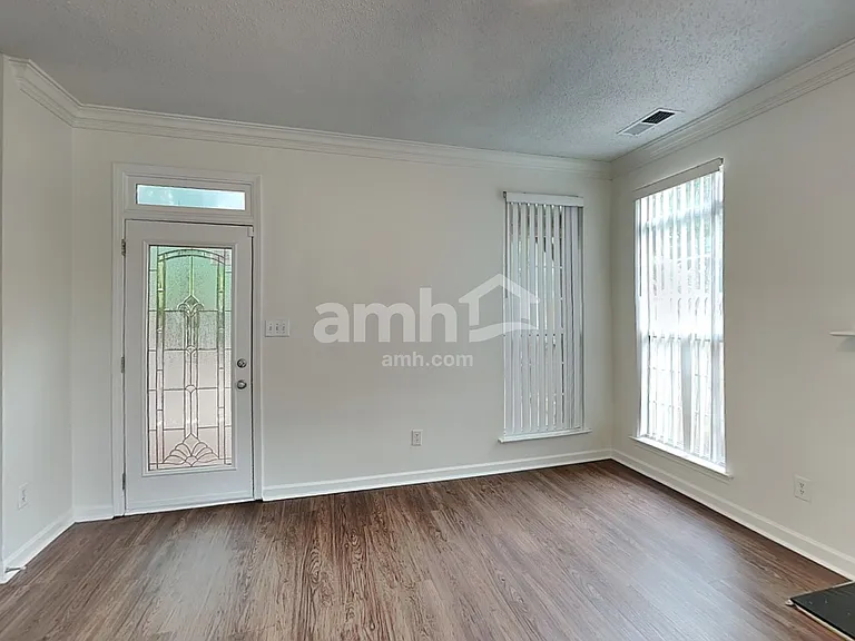 1106 Kerry Greens Dr — Photo 7