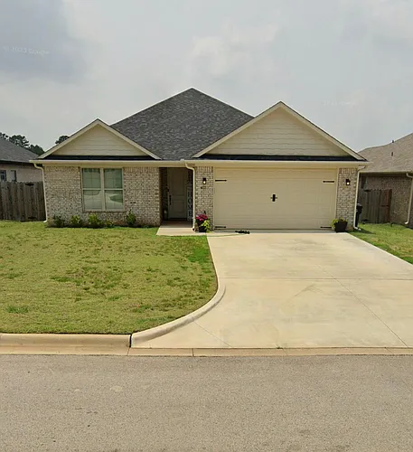 405 Myra Lynn Ln Photo 1