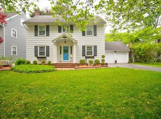 129 Sagamore Dr, Rochester, NY 14617