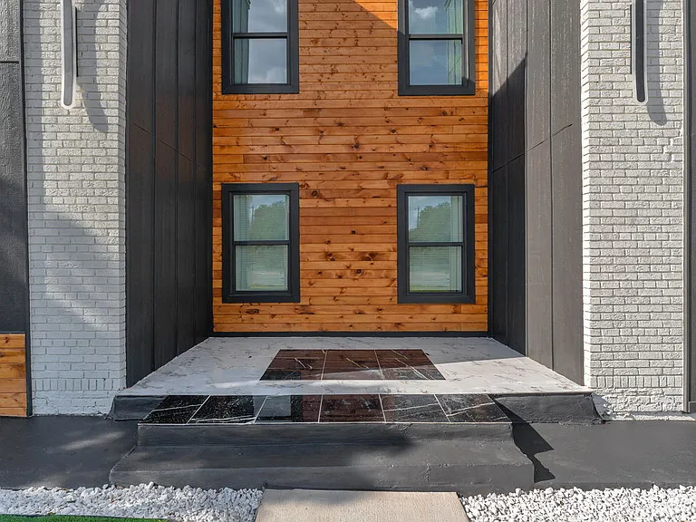 1505 W Woodlawn Ave #3 — Photo 4