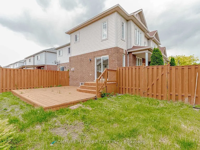 1 Catkins Cres — Photo 38