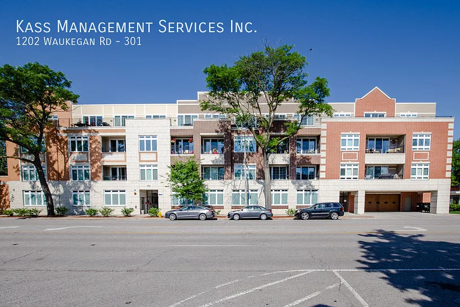 1202 Waukegan Rd, Glenview, IL — Photo 1