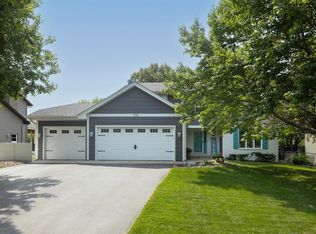 1705 Rushmore Dr, Burnsville, MN 55306